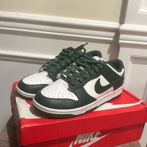 Nike Dunks Green & White